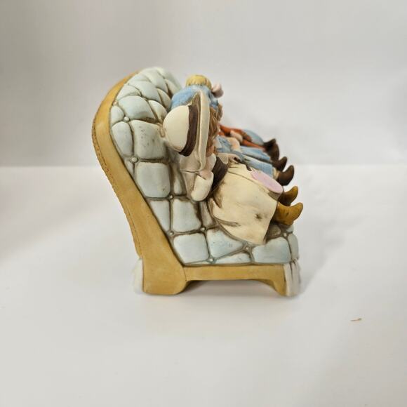 Vintage 1989 Schmid B. Shackman “The End of the Sermon” Porcelain Music Box - Picture 4 of 5